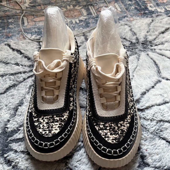 Mi.iM Shoes - Mi.iM Women's Black and Cream Patterned Sneakers